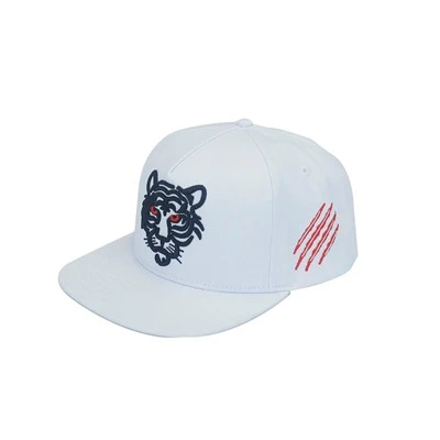 La diferència entre una tapa de beisbol i una gorra picada